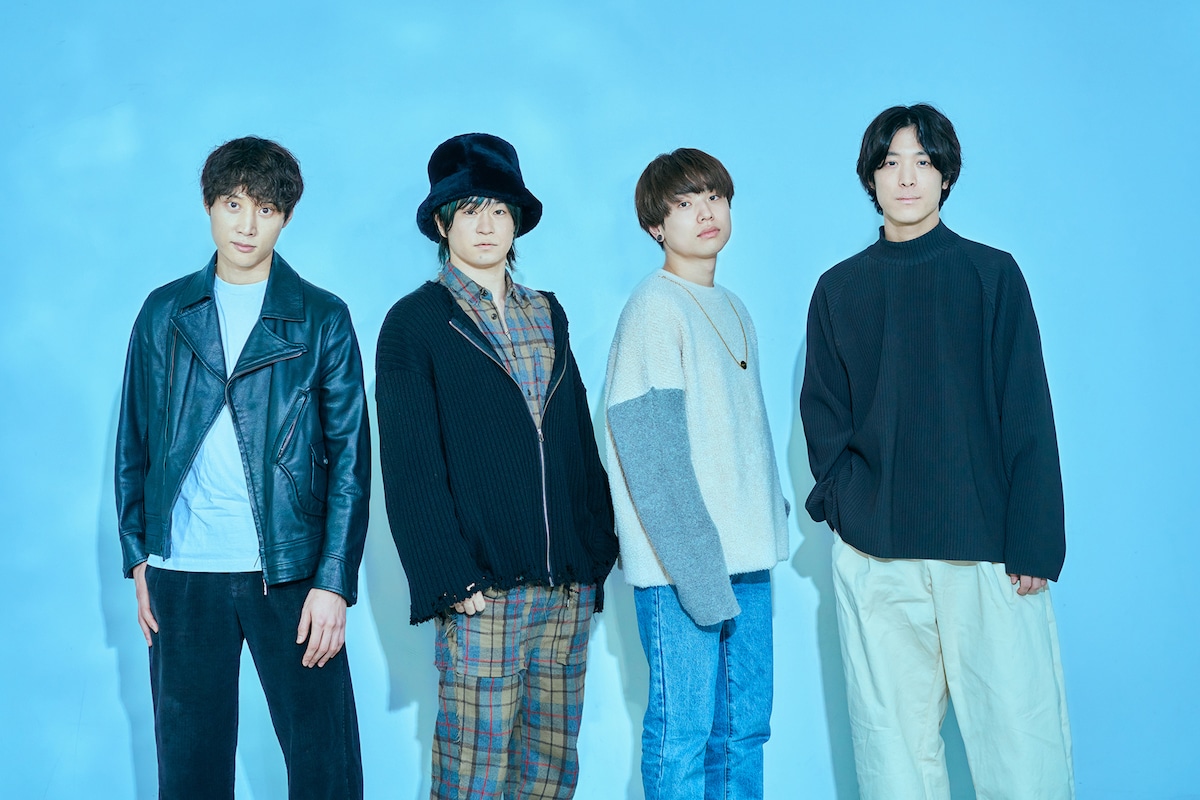 左から牧達弥（go!go!vanillas）、三原健司（フレデリック）、石原慎也（Saucy Dog）、井上竜馬（SHE'S）。