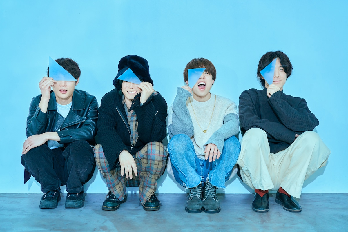 左から牧達弥（go!go!vanillas）、三原健司（フレデリック）、石原慎也（Saucy Dog）、井上竜馬（SHE'S）。