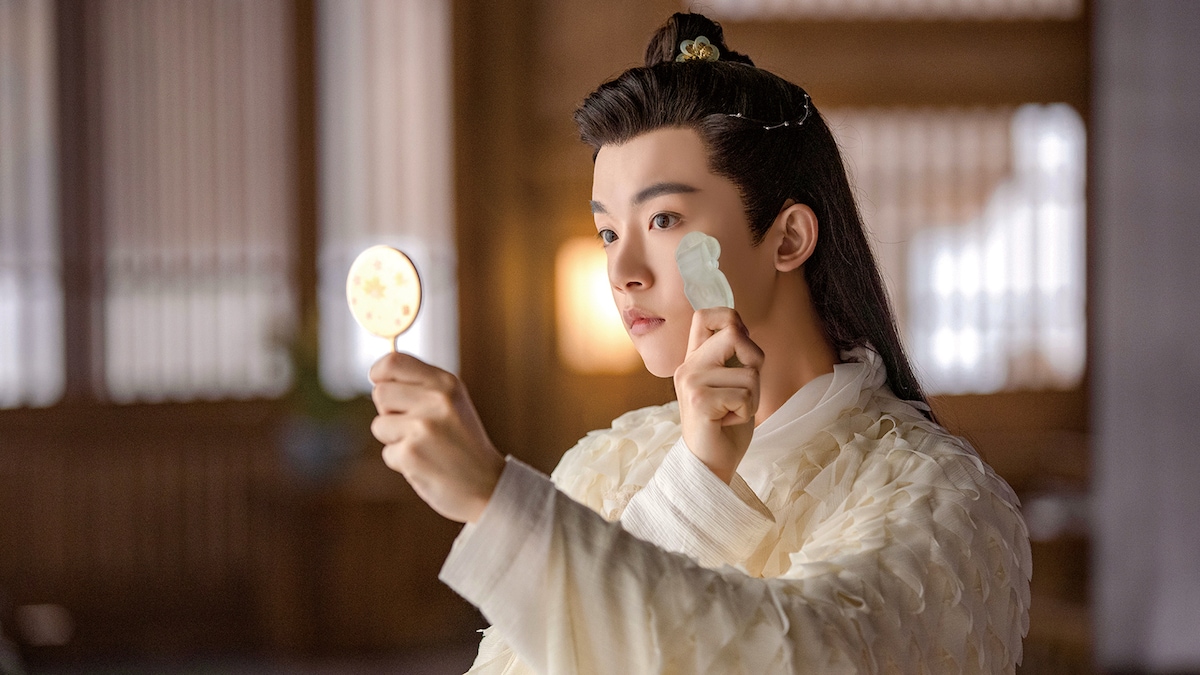 「玉骨遥(ぎょっこつよう)」より、リー・ミンドー演じる重明(ちょうめい)。