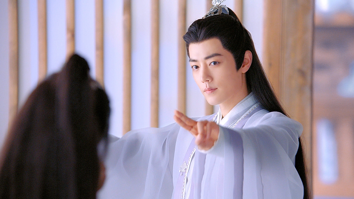 「玉骨遥(ぎょっこつよう)」より、シャオ・ジャン演じる時影(じえい)。