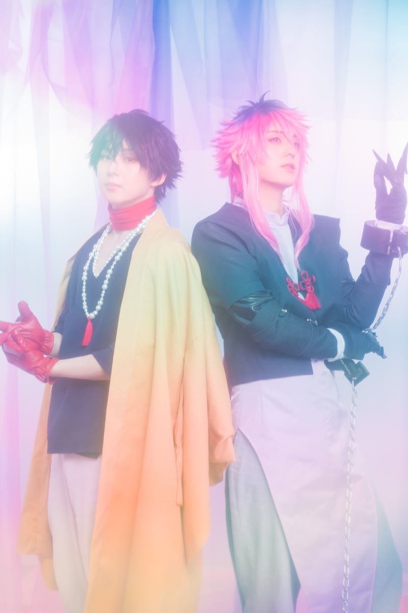 左から田村心扮する一葉、佐奈宏紀扮する滇紅。