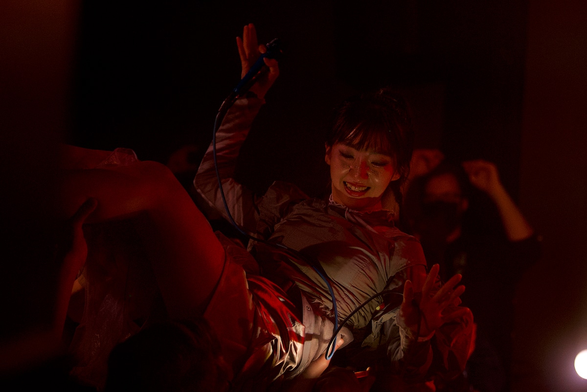 春ねむり（Photo by Josh Romero）