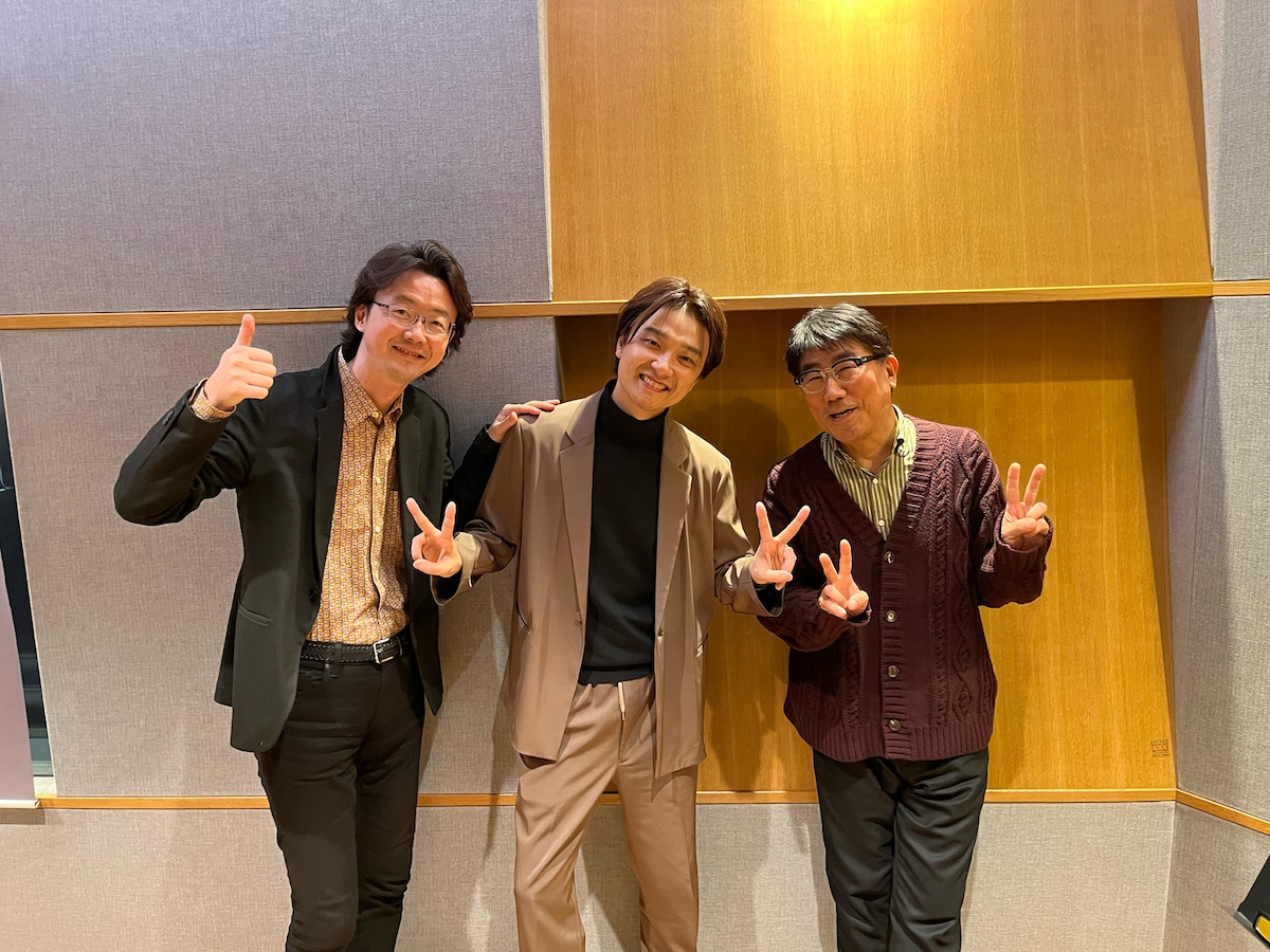 左から大貫祐一郎、井上芳雄、亀田誠治。