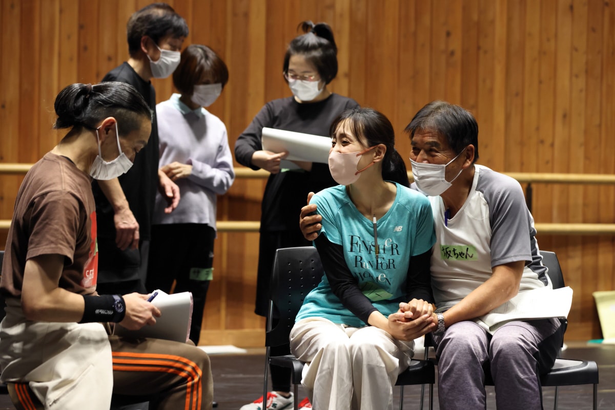 市民と創造する演劇「悲劇なんてまともじゃない」稽古の様子。（撮影：伊藤華織）