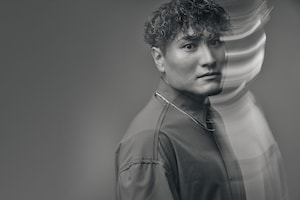 浩督はなんでも自分で作るSSW、新作「残り香」の魅力を紐解くインタビュー