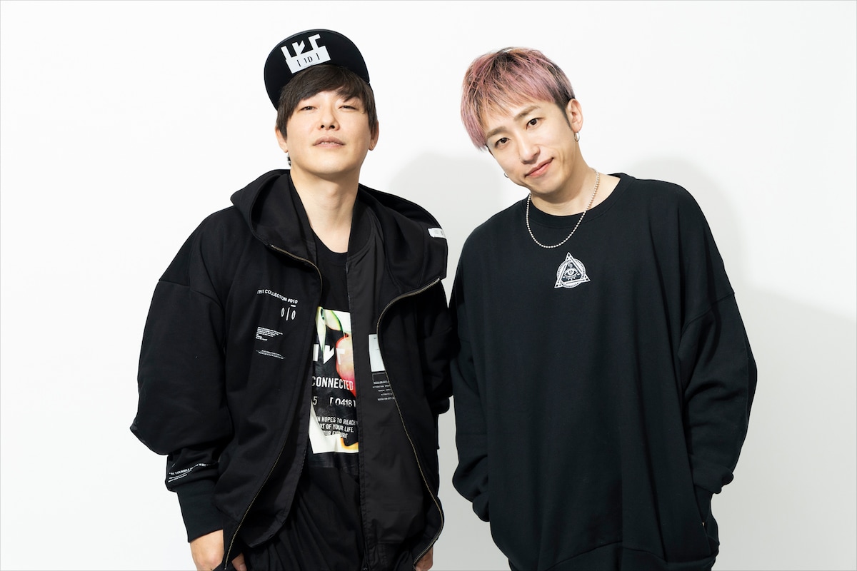 左からIKE、KENJI03。