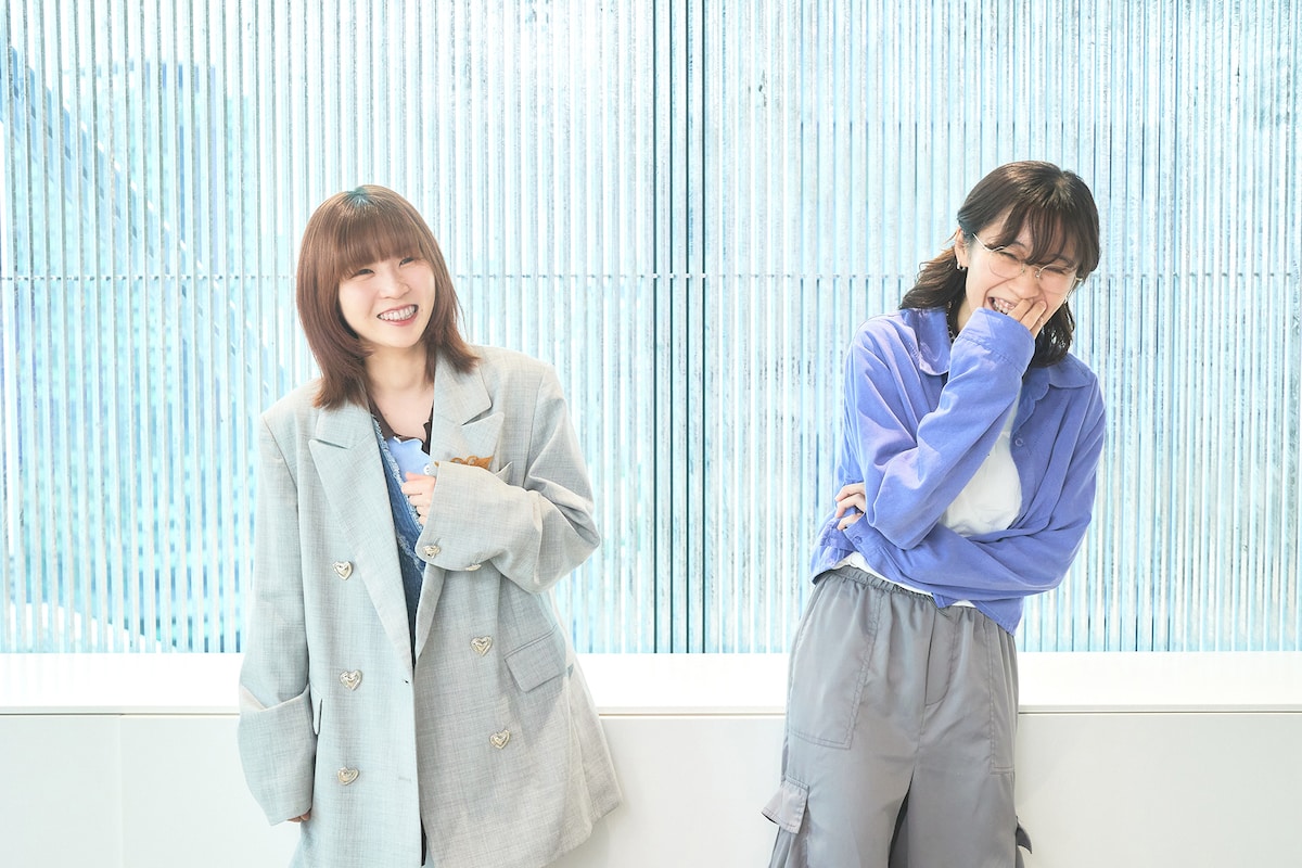 左から堀胃あげは（hockrockb）、井樫彩。