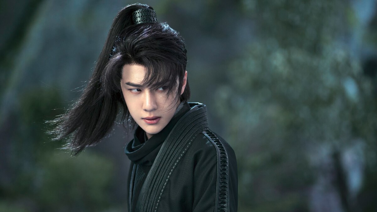 ワン・イーボー演じる謝允。