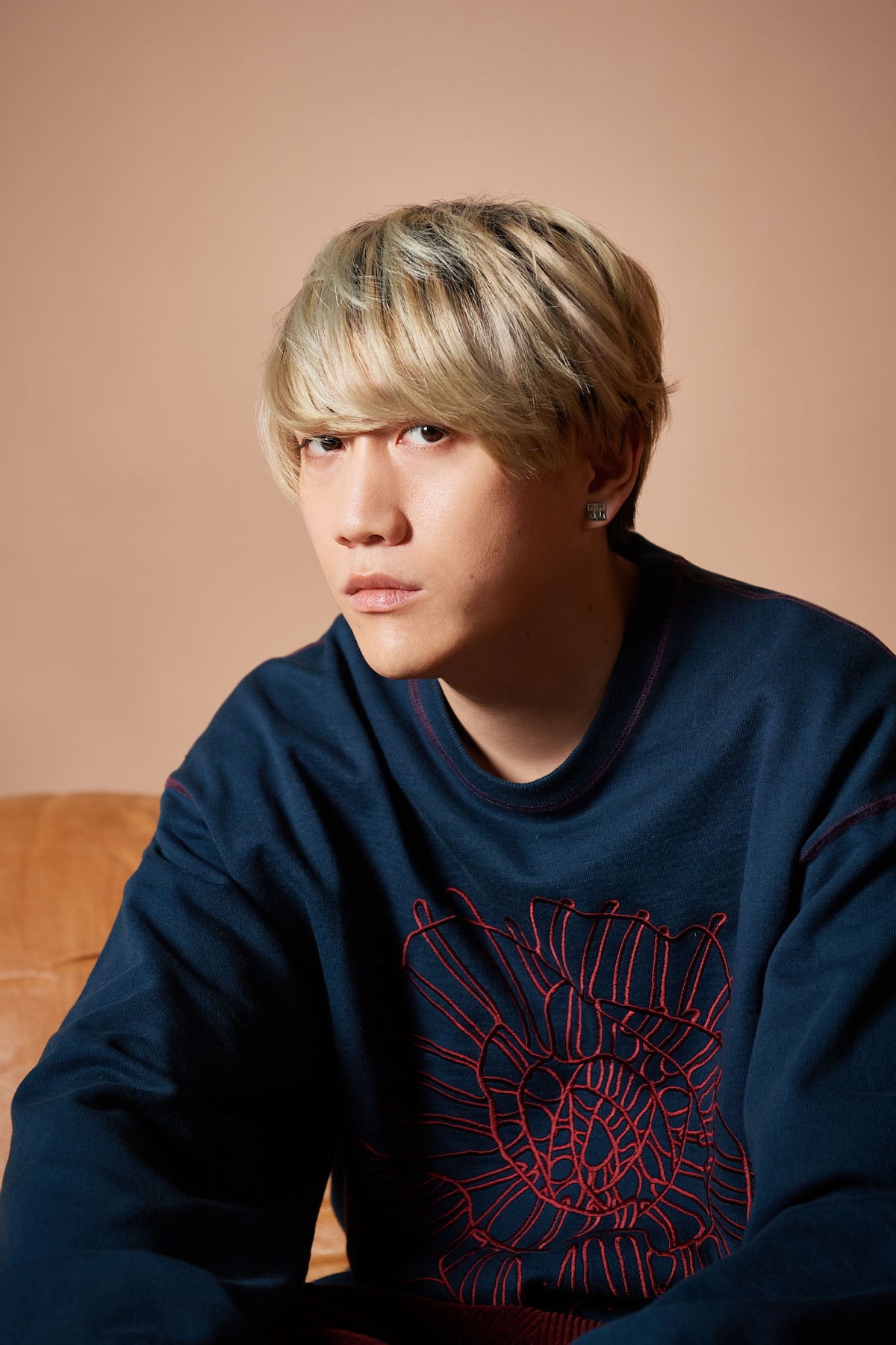 竹縄航太（Vo, G, Piano）