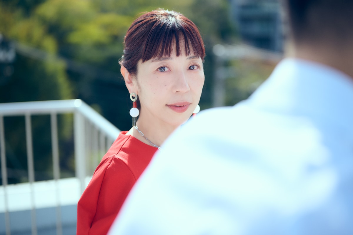 佐野遊穂（Vo, Harmonica）