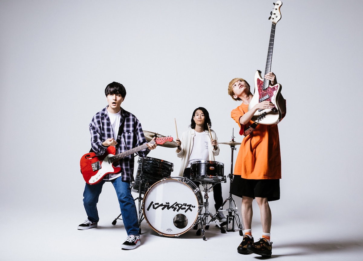 2021年9月～2022年10月のハンブレッダーズのアーティスト写真。