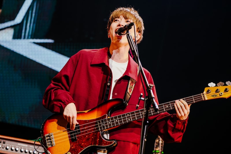 でらし（B, Cho）（撮影：松本いづみ）