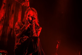 「HYDE [INSIDE] LIVE 2025 WORLD TOUR -JAPAN FINAL-」特集｜2年に及ぶ国内ツアーのクライマックス幕張2DAYSに向けて