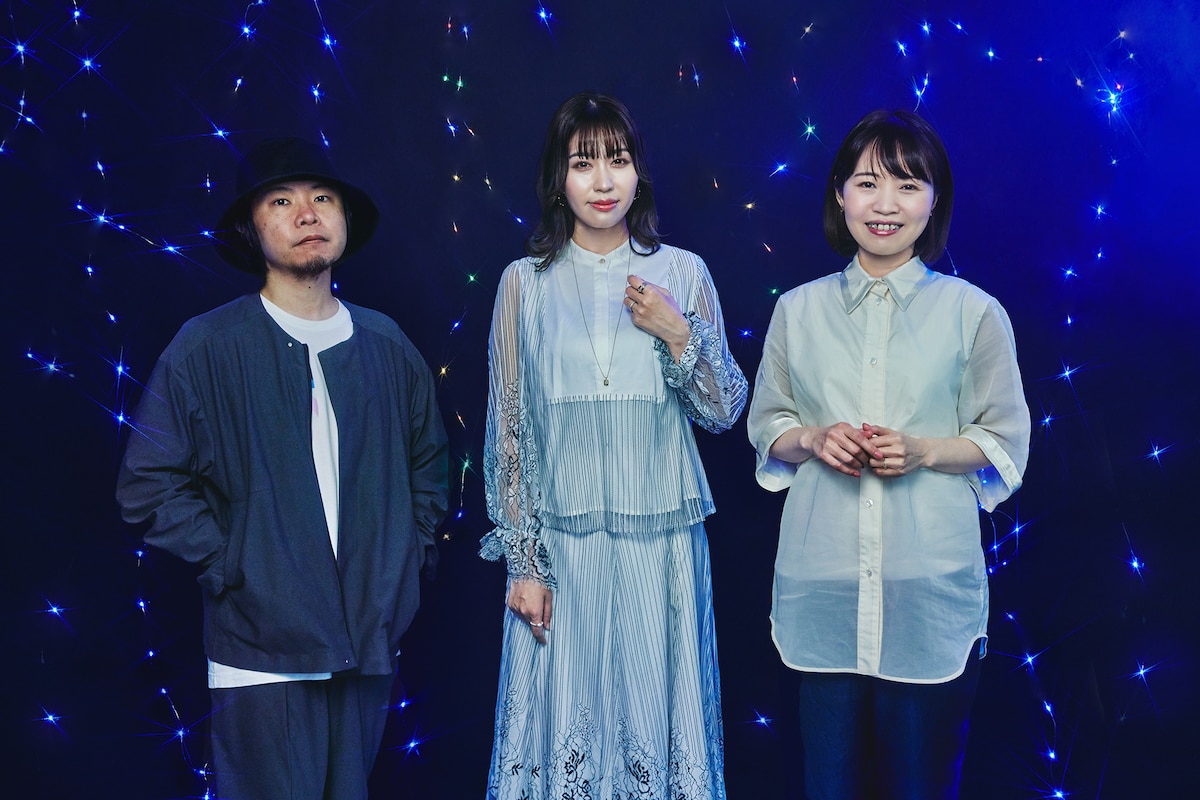 左からkz、結城アイラ、真崎エリカ。