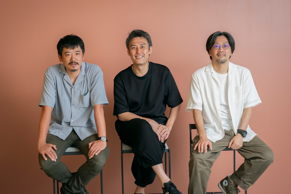 左から古山憲太郎、塚原大助、田村孝裕。