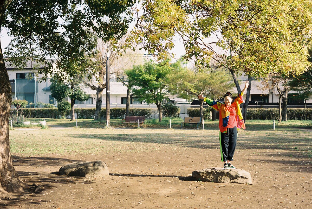 「虹が見えるでしょう」MVのオフショット。(撮影:箭内道彦)