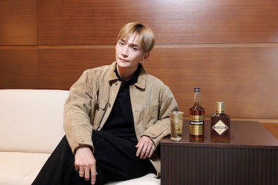 丘山晴己の成熟とは気付くこと、“自分だけ”の時期があったからこそ今がある　HARPER'S CROSSING～ I.W.HARPER とともに語る「好きを、貫く。」～