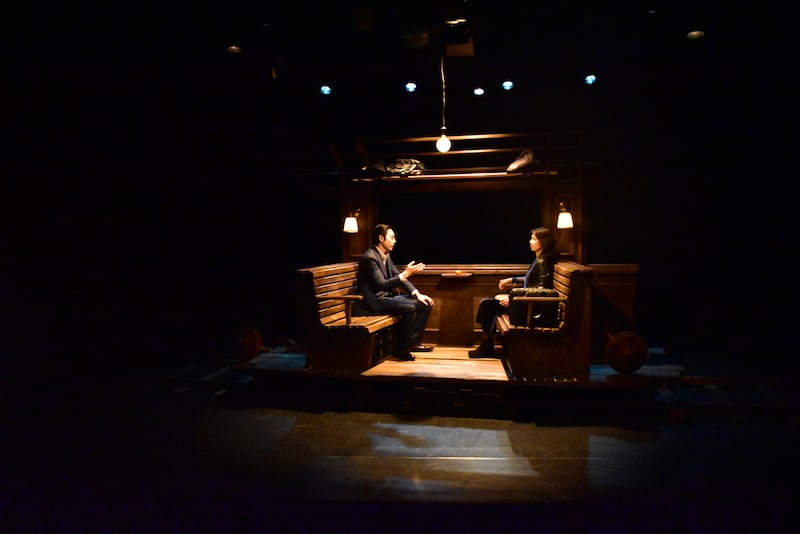 青年団「阿房列車」「思い出せない夢のいくつか」より。(撮影:三浦雨林)