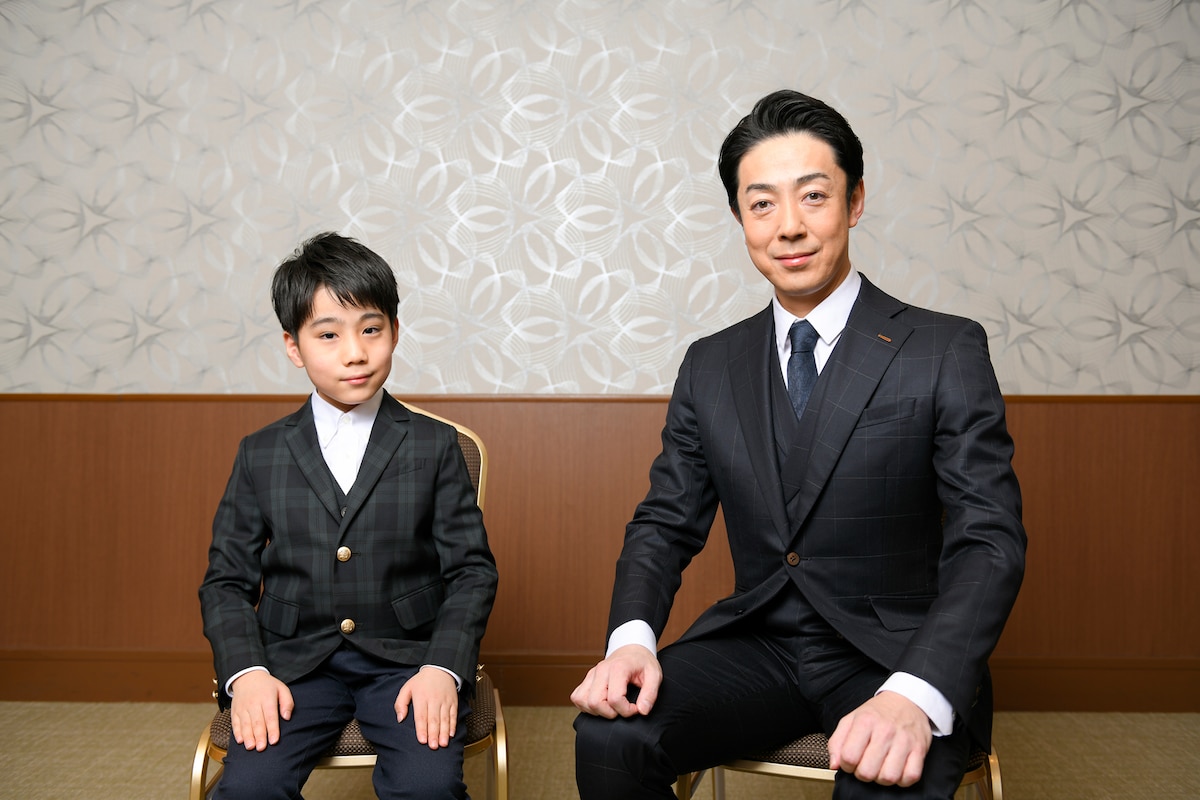 左から尾上丑之助、尾上菊之助。©︎松竹