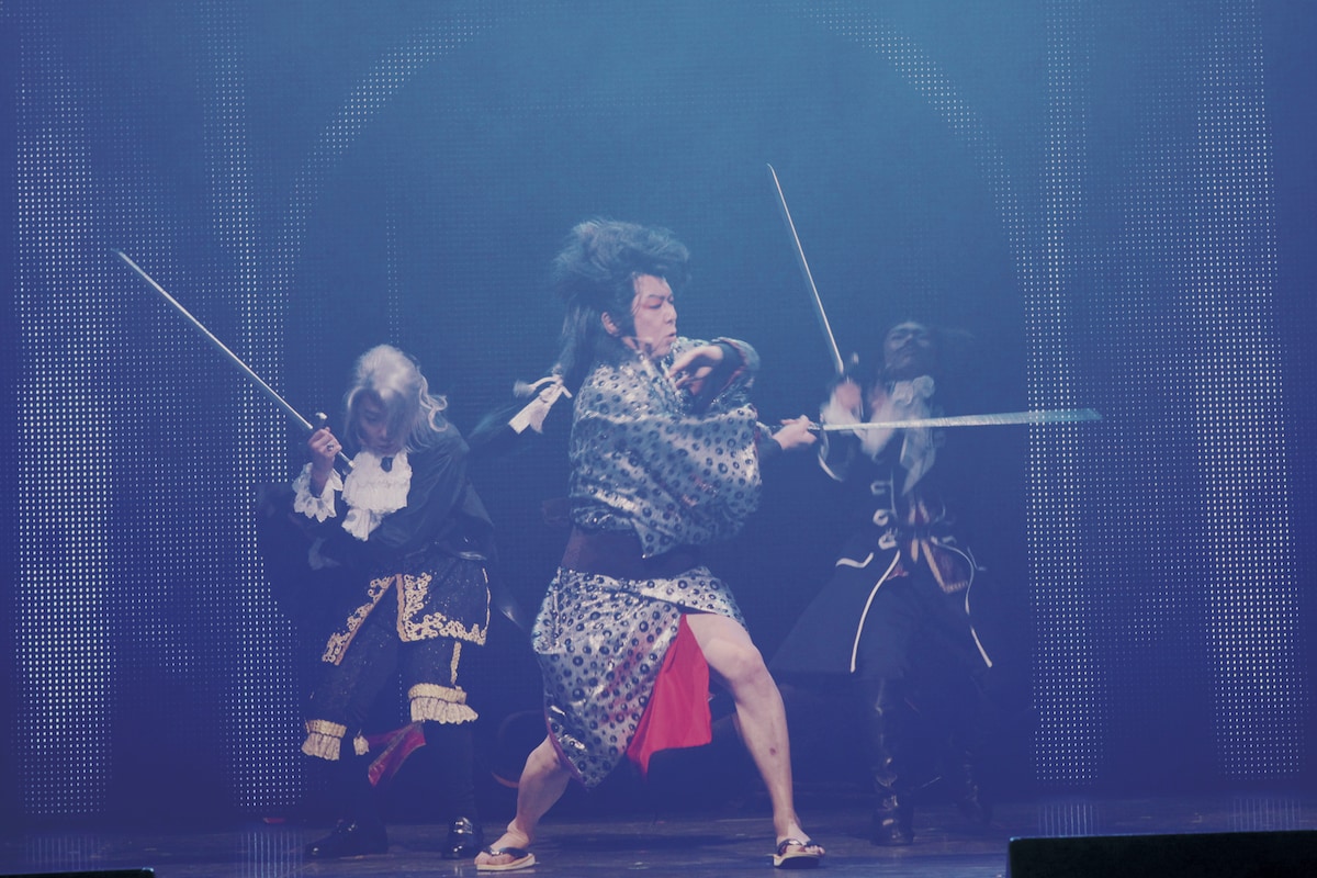 劇団☆新感線「薔薇とサムライ～GoemonRock OverDrive」（2010年）より。