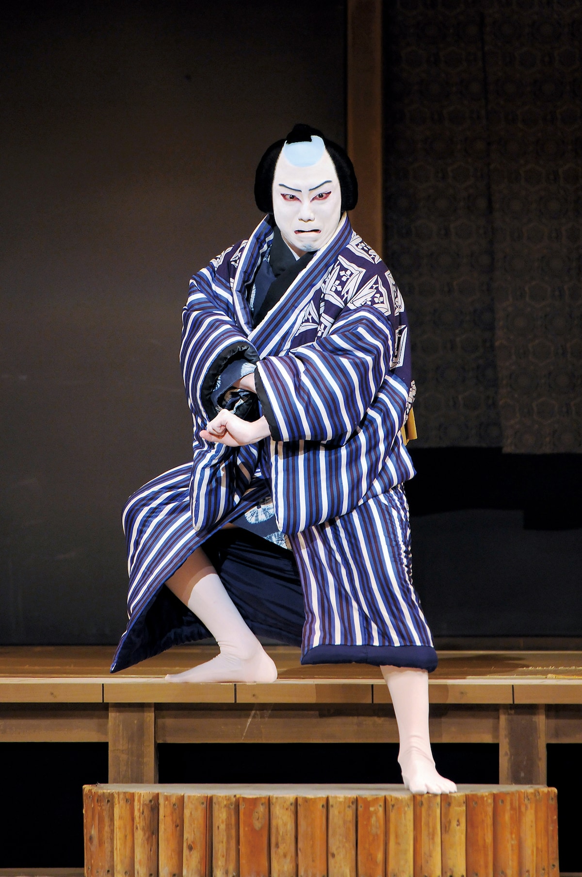 「當世流小栗判官」より、市川猿之助演じる浪七。©松竹