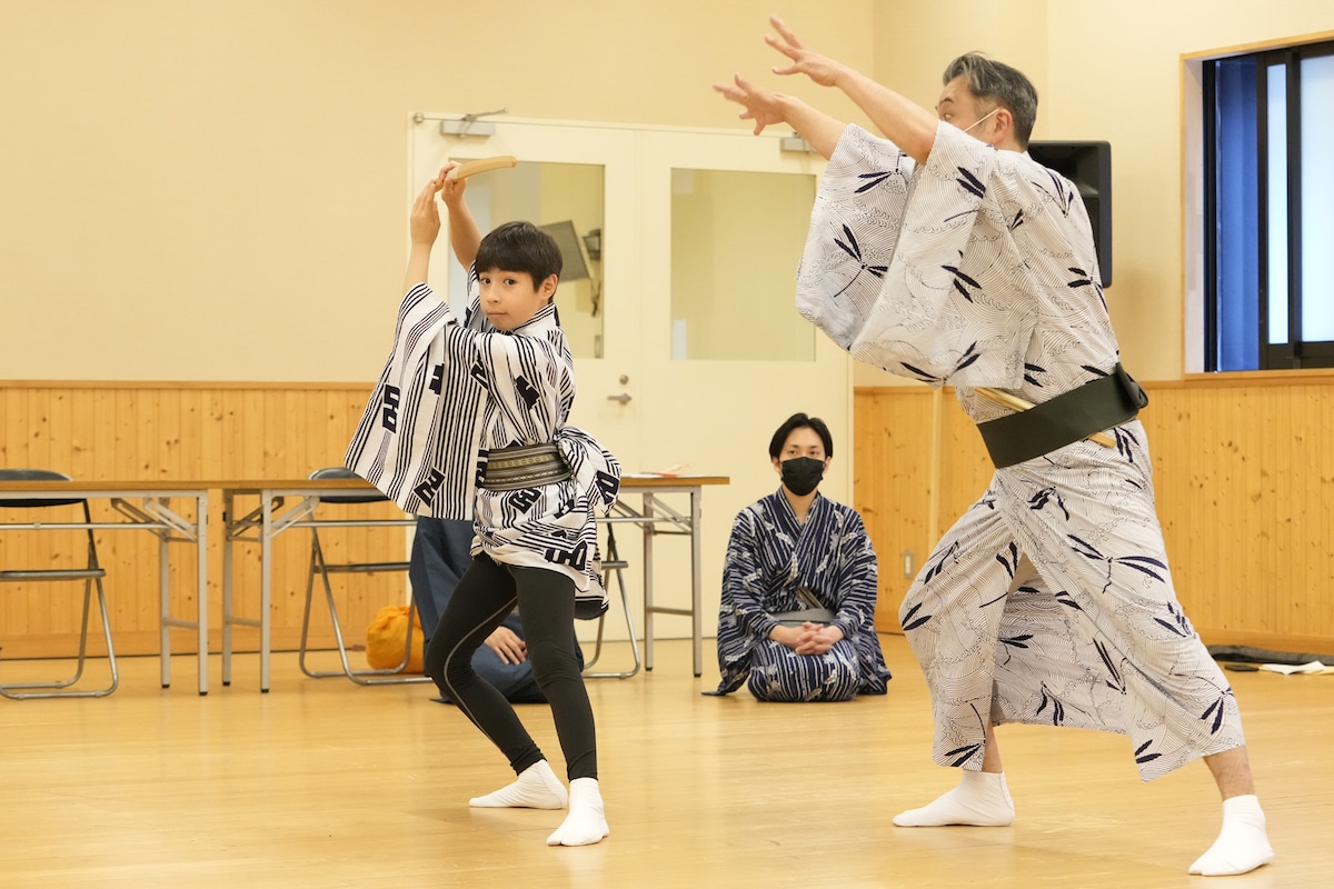 「音菊眞秀若武者」稽古の様子。