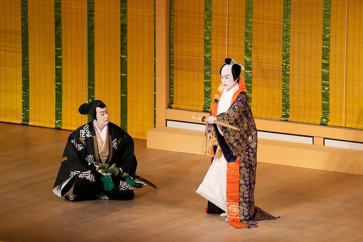 「白鷺城異聞」（2022年9月、歌舞伎座）より、左から中村歌六扮する宮本武蔵、中村又五郎扮する本多平八郎忠刻。©松竹