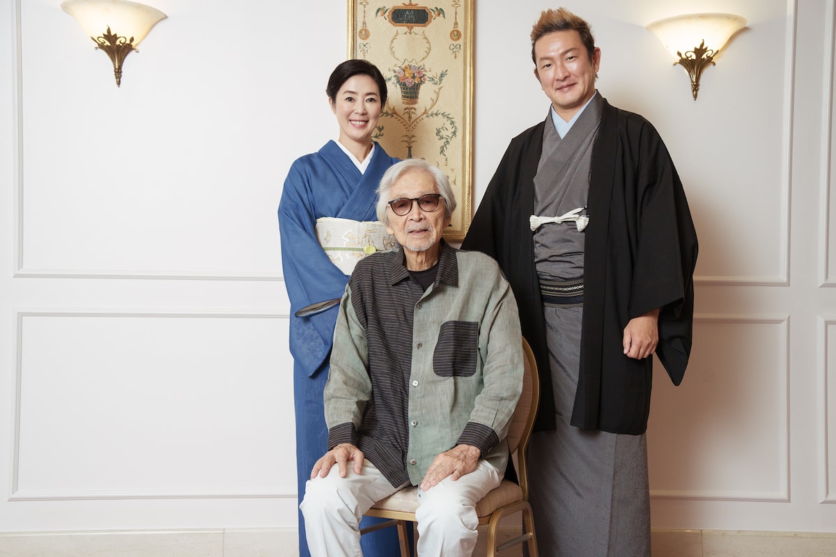 左から寺島しのぶ、山田洋次、中村獅童。
