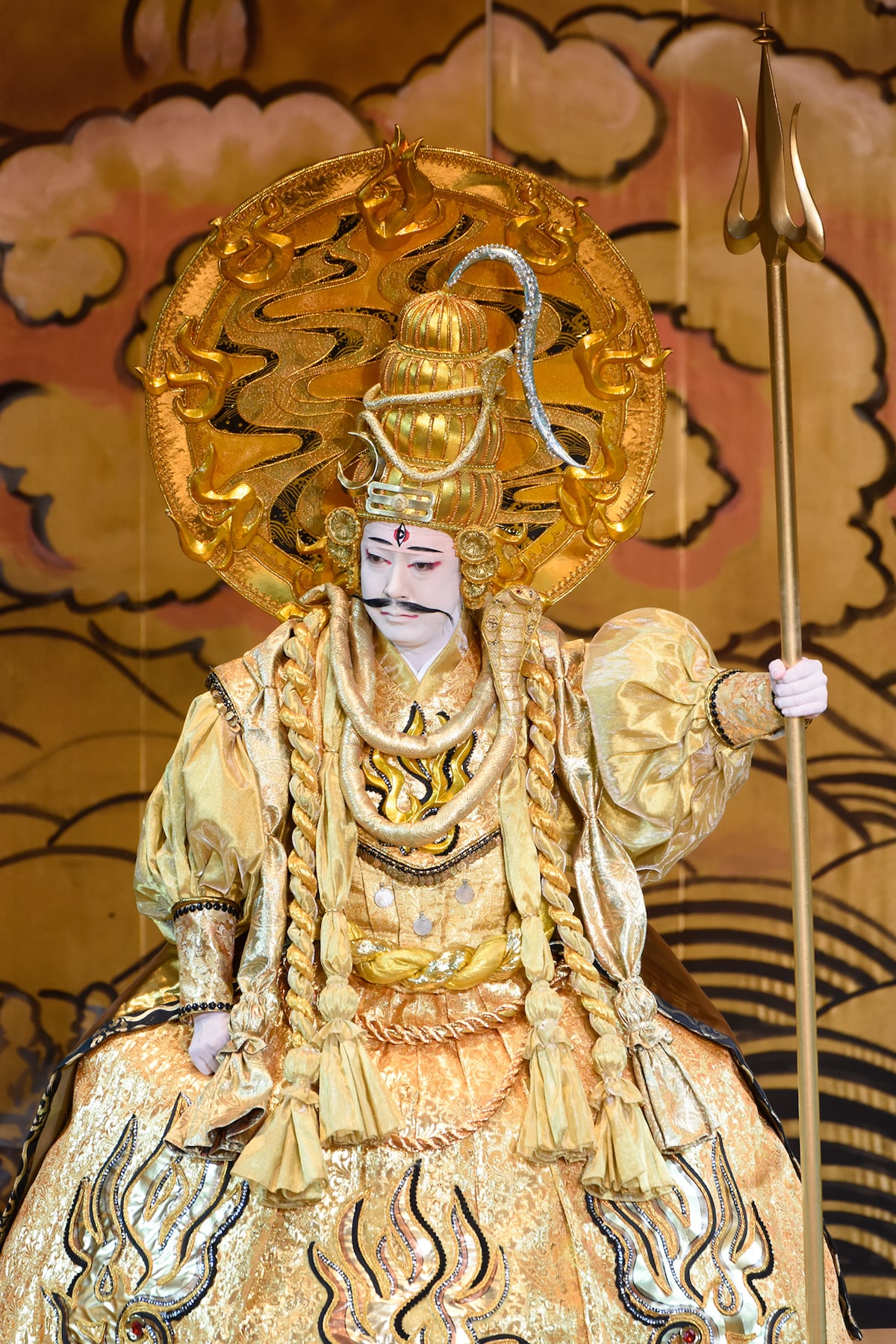 「極付印度伝 マハーバーラタ戦記」（2017年10月、歌舞伎座）より、尾上菊之助扮するシヴァ神。©松竹