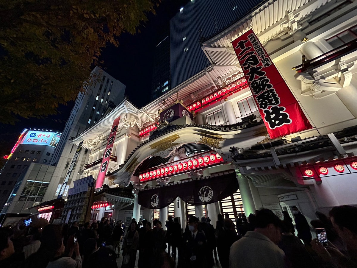 歌舞伎座の外観。（撮影：海宝直人）