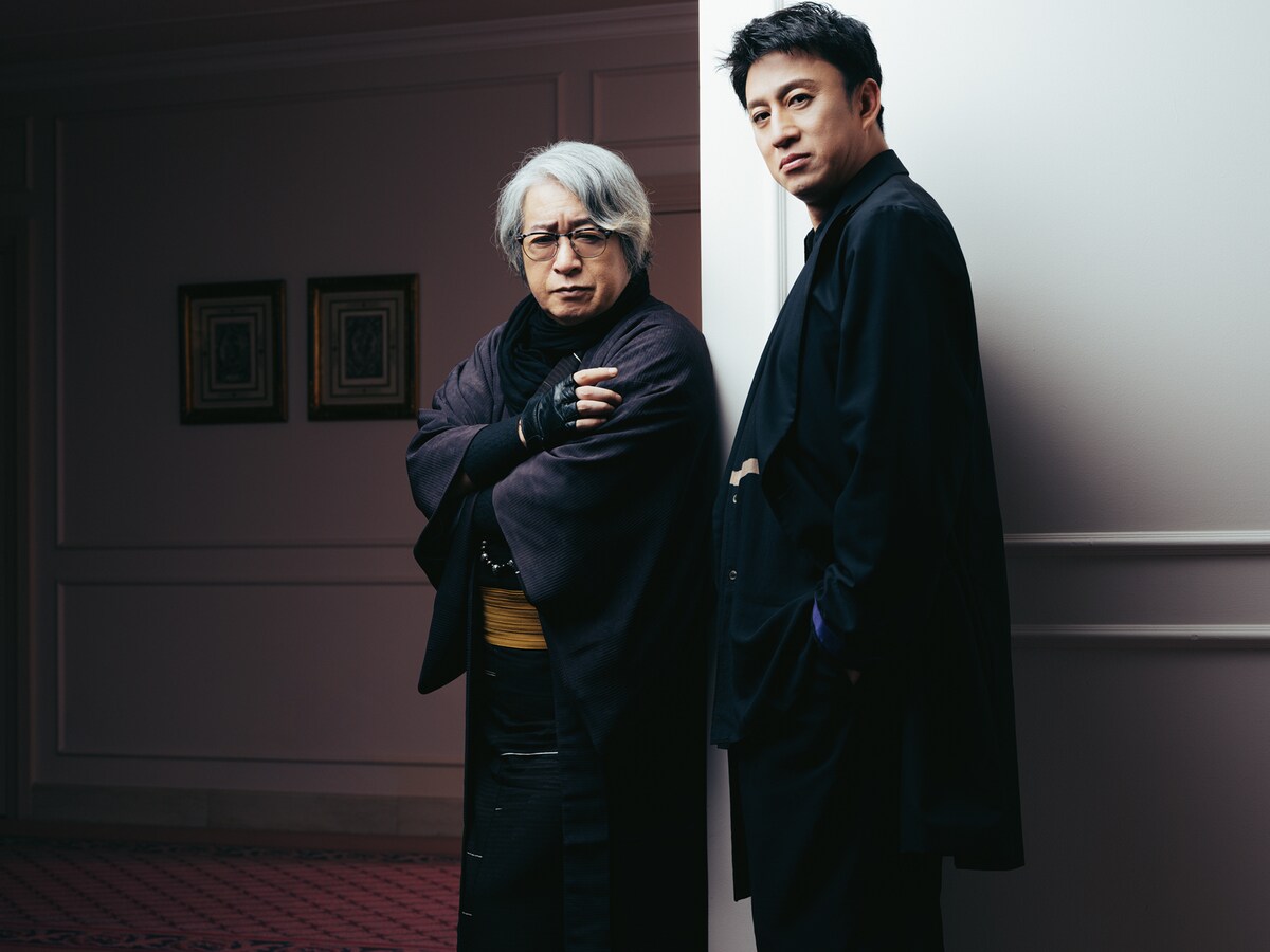 左から京極夏彦、松本幸四郎。