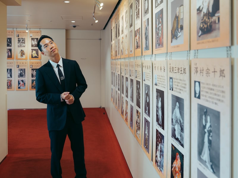 「想い出の歌舞伎俳優」コーナーに来た虎之介。