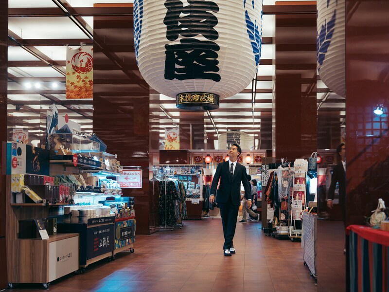 木挽町広場にやってきた虎之介。