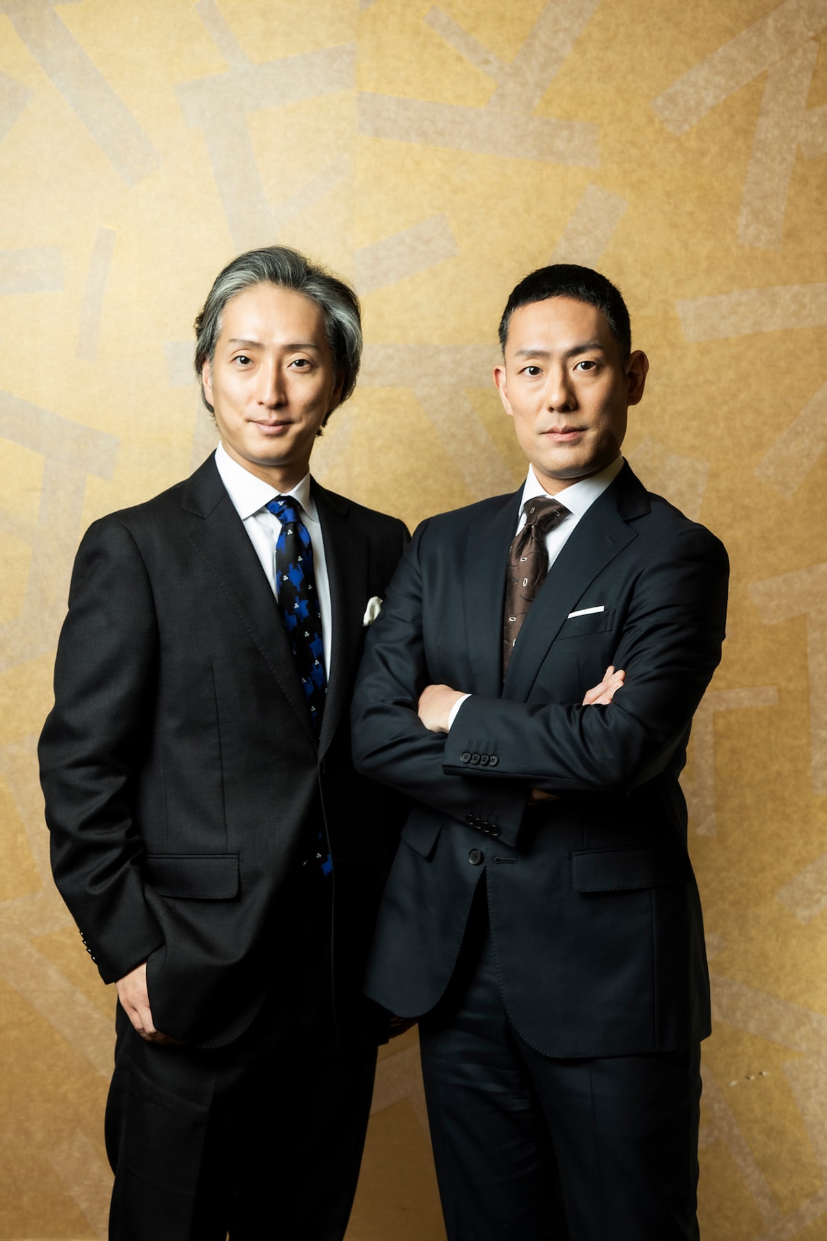 左から中村七之助、中村勘九郎。