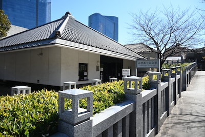 赤穂義士記念館。拝観料は500円で、向かいの義士木像館も入場可能。