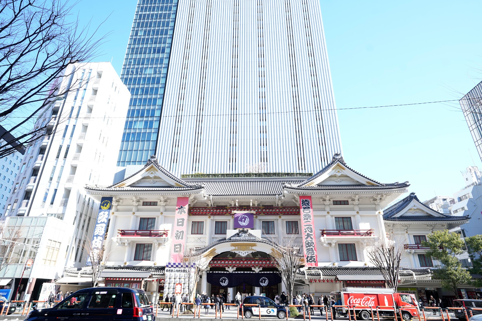 中村屋の歴史と広がりを感じさせる「猿若祭二月大歌舞伎」初日レポート