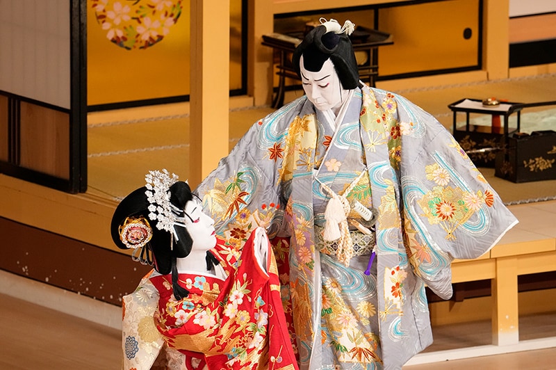 「猿若祭二月大歌舞伎」昼の部、「積恋雪関扉」より。©松竹