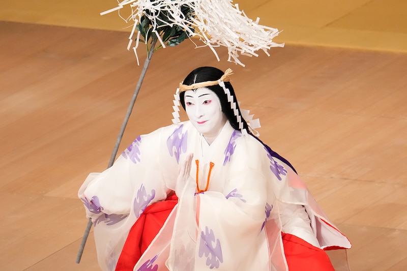 「猿若祭二月大歌舞伎」夜の部、「雨乞狐」より。©松竹