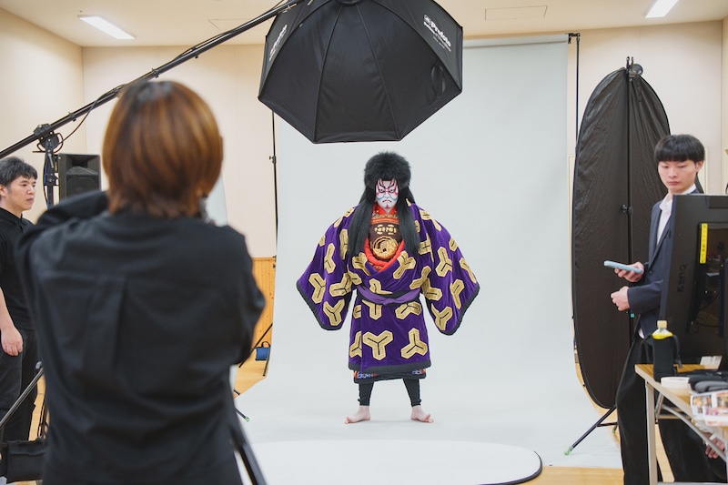 「鎌髭」中村福之助のビジュアル撮影の様子。