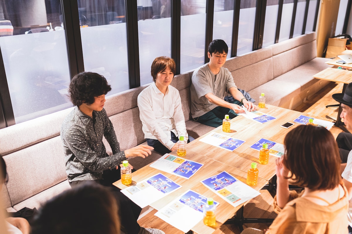 座談会の様子。
