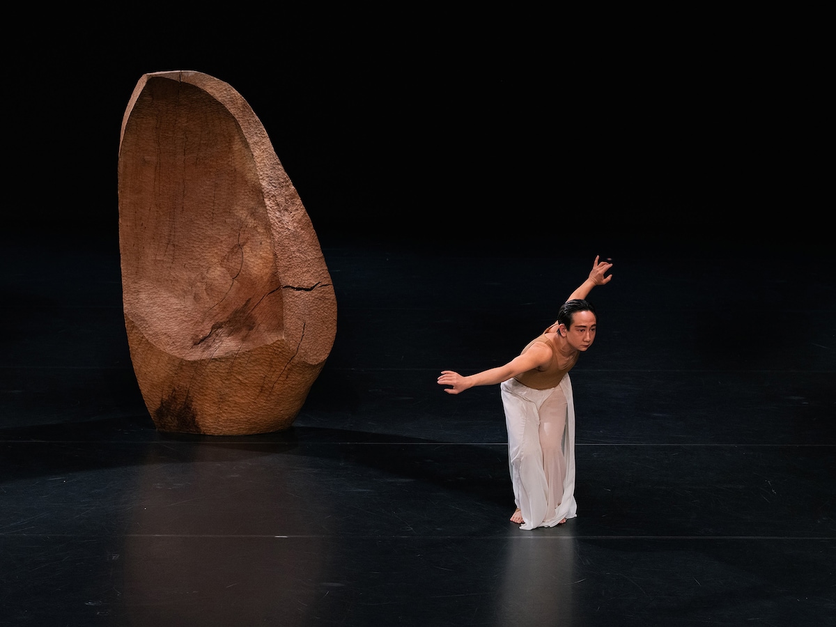 「神の舌―夢の入口」より。（初演2026年1月クリエイティブスタジオ、企画制作 札幌文化芸術交流センター SCARTS（札幌市芸術文化財団）、能藤玲子創作舞踊団） ©kenzo kosuge