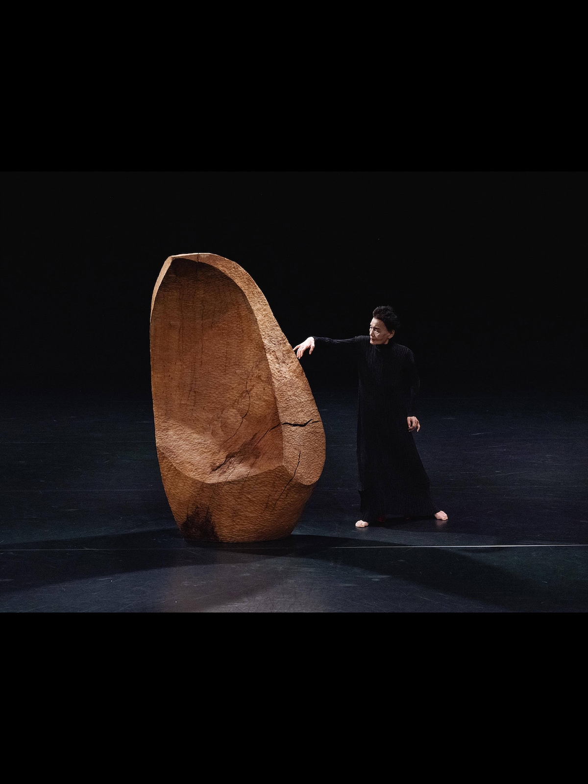 「神の舌―夢の入口」より。（初演2026年1月クリエイティブスタジオ、企画制作 札幌文化芸術交流センター SCARTS（札幌市芸術文化財団）、能藤玲子創作舞踊団） ©kenzo kosuge