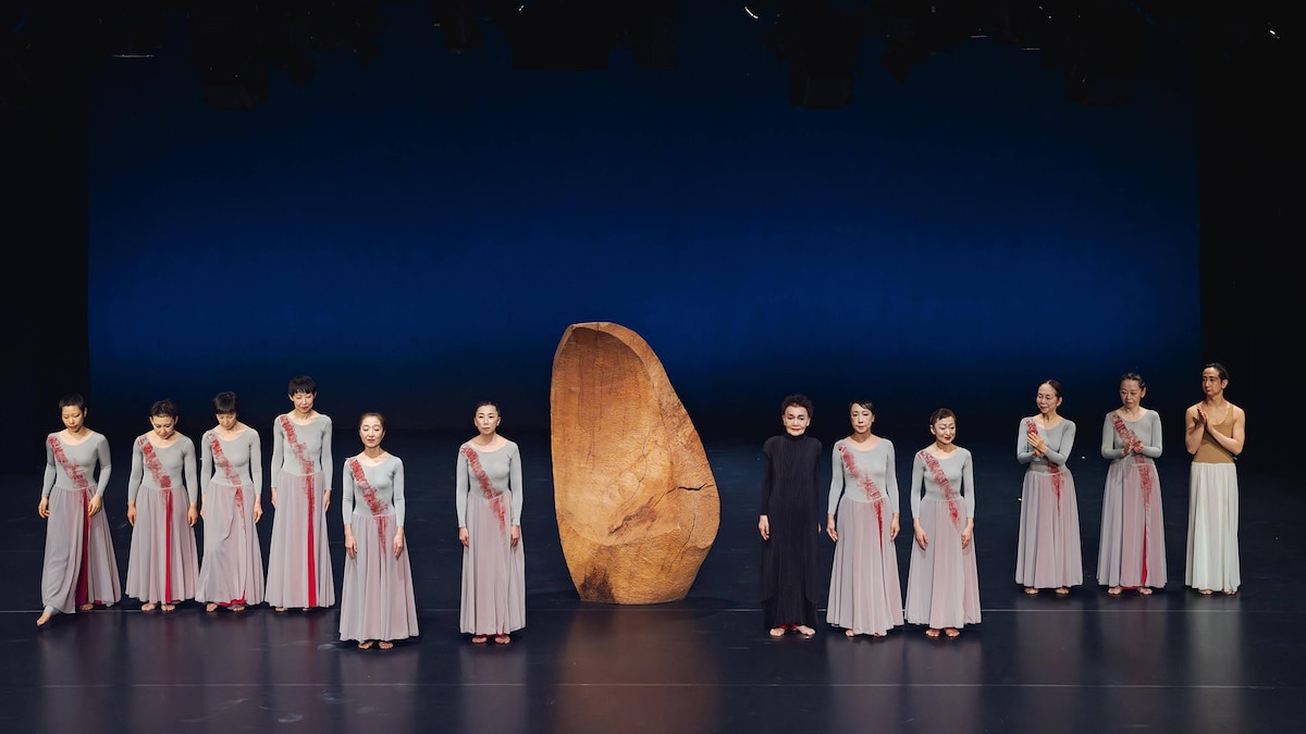 「神の舌―夢の入口」より。（初演2026年1月クリエイティブスタジオ、企画制作 札幌文化芸術交流センター SCARTS（札幌市芸術文化財団）、能藤玲子創作舞踊団） ©kenzo kosuge