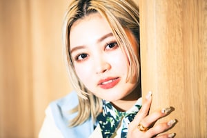 柏木ひなたインタビュー|ネガティブな歌姫がソロで歌い続ける理由