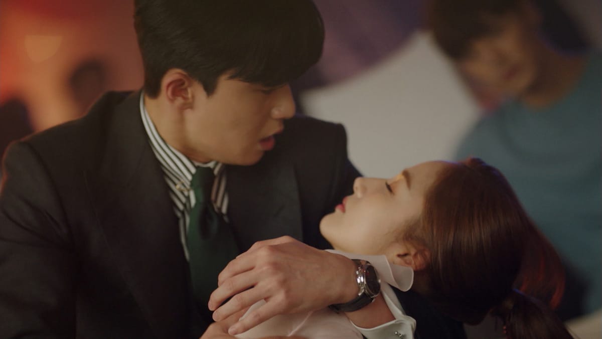 「キム秘書はいったい、なぜ？」 © STUDIO DRAGON CORPORATION