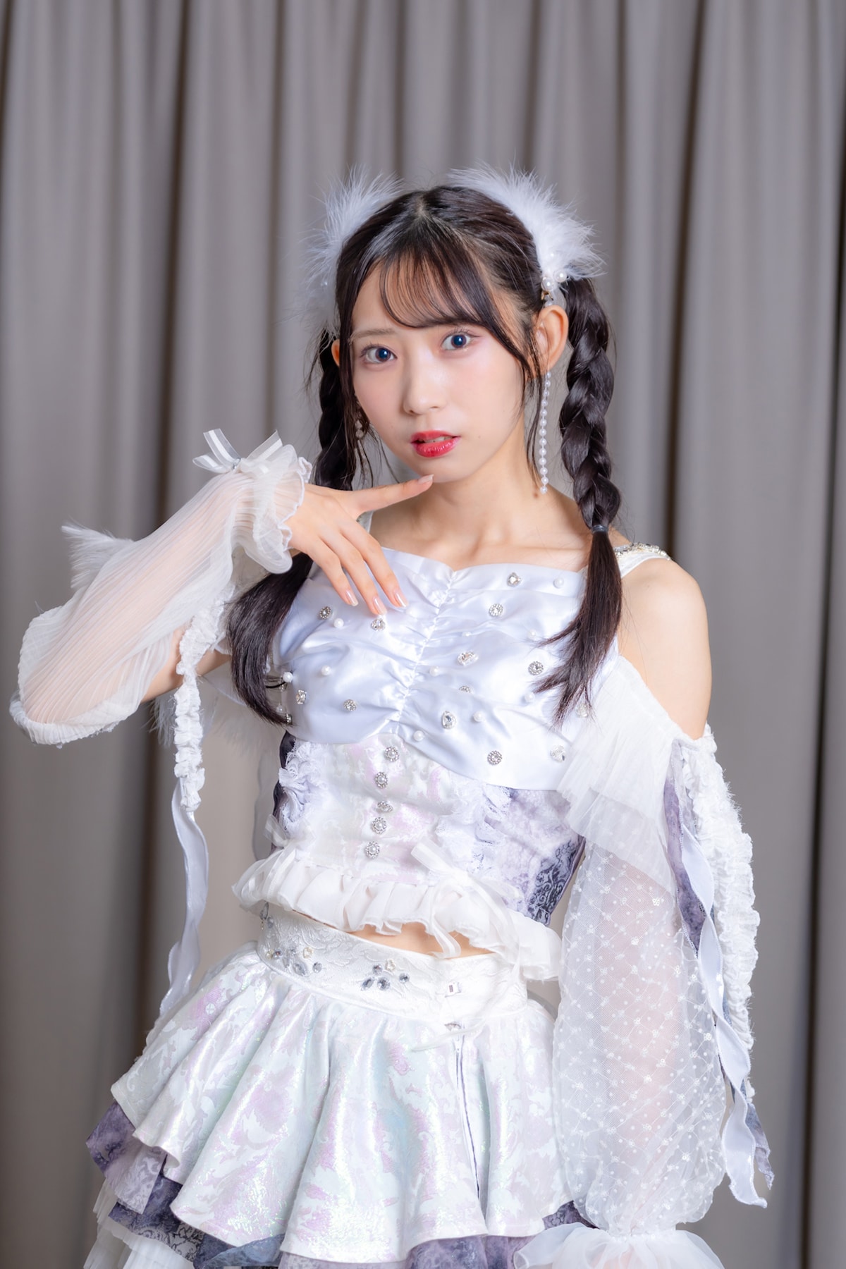 日女白りこ