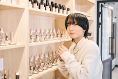 小林千晃、31歳。金熊香水で“今の声”を形に。1時間20分もの試行錯誤を徹底レポート