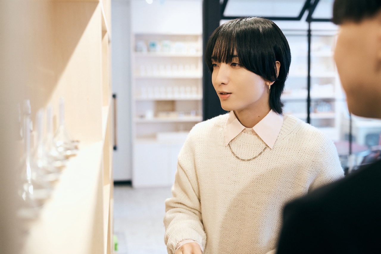 小林千晃、31歳。金熊香水で“今の声”を形に。1時間20分もの試行錯誤を