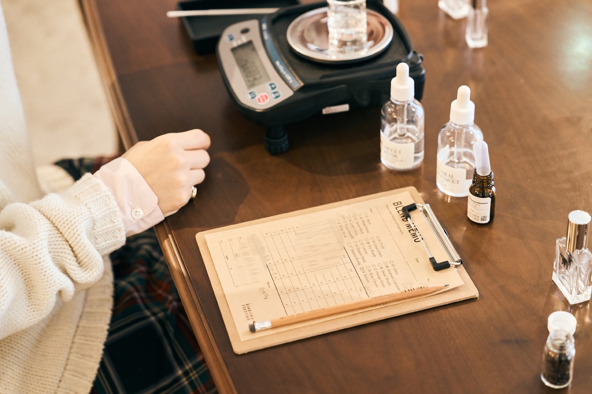 試行錯誤を経てたどり着いた香水のレシピ。