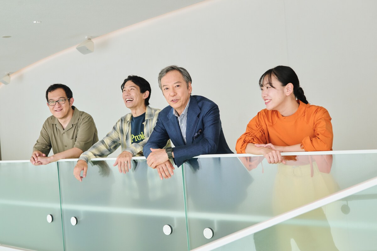 左から上田誠、岡田義徳、板尾創路、藤谷理子。